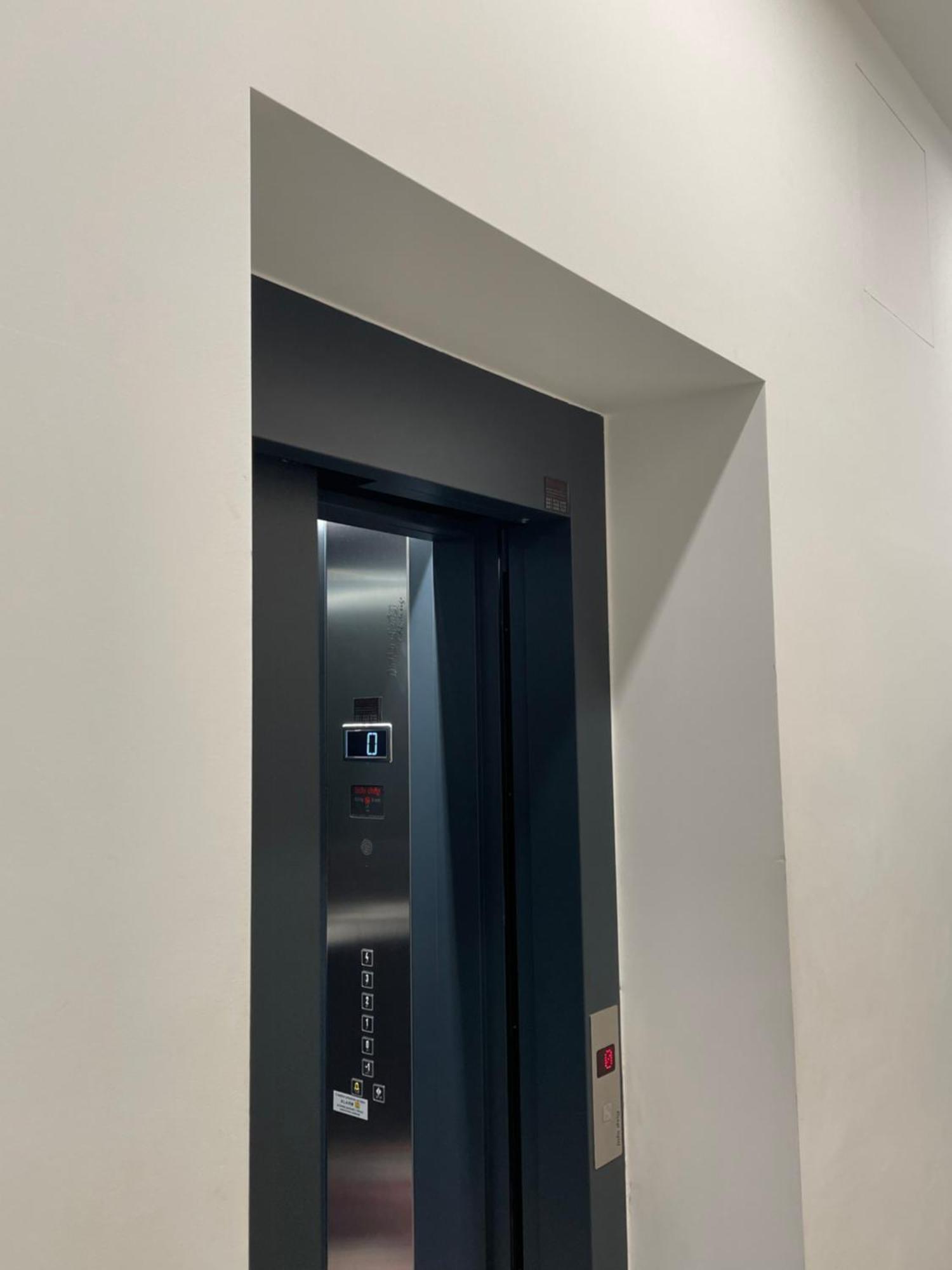 Parkside Designer Duplex Free Parking Apartman *